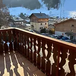 Avec Balcon Et Garage Διαμέρισμα